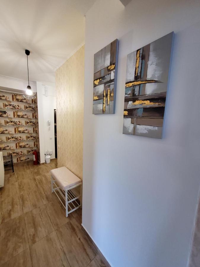 Morii Lake Special Apartment Bukarest Eksteriør billede