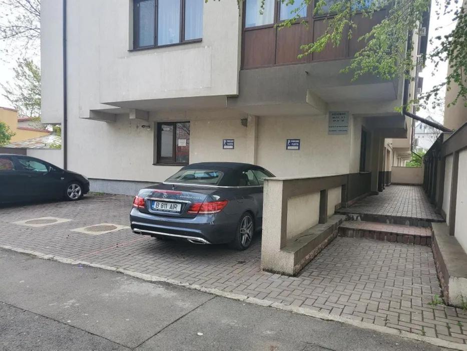 Morii Lake Special Apartment Bukarest Eksteriør billede